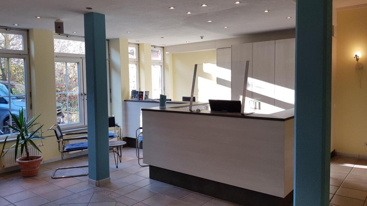 Cross-Country-Hotel Hirsch Sinsheim Extérieur photo