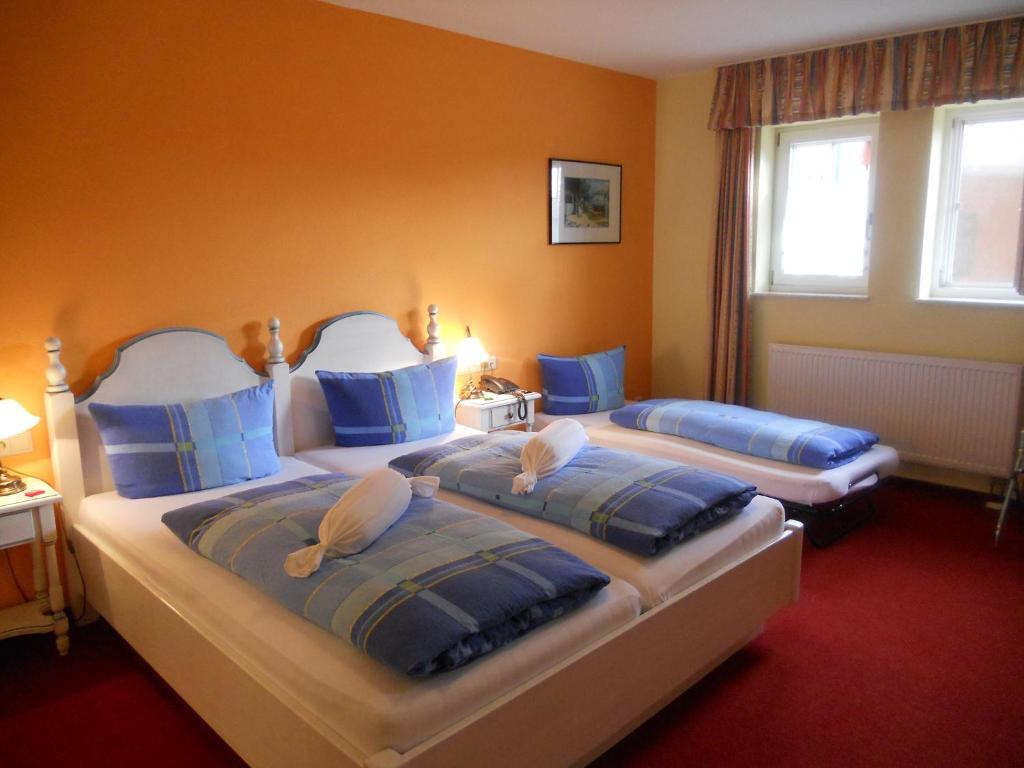 Cross-Country-Hotel Hirsch Sinsheim Chambre photo